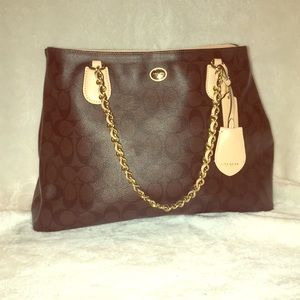 Coach shoulder bag